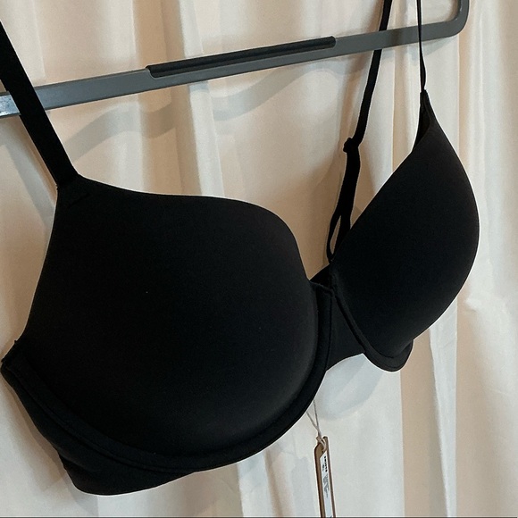 *NWT* SKIMS T-Shirt Bra- Black- 34D - Picture 3 of 6